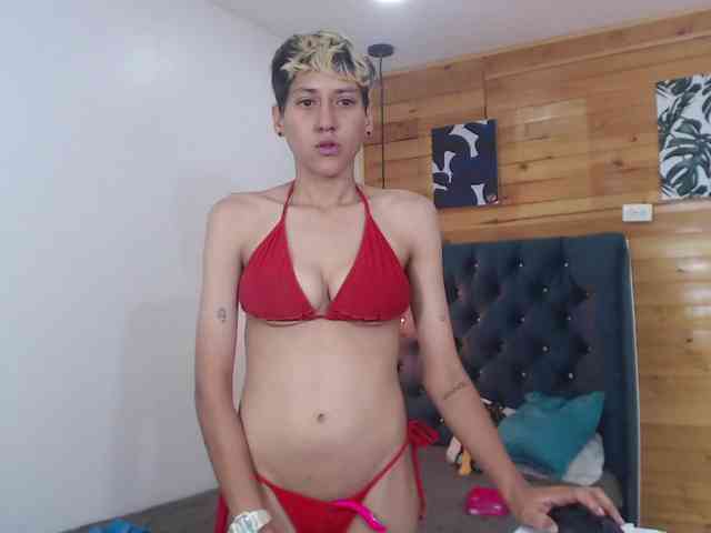 HottAlexxxa webcam