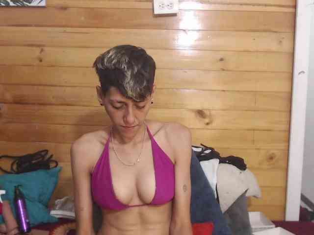 HottAlexxxa webcam