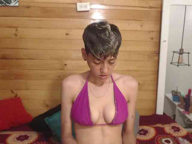 HottAlexxxa webcam