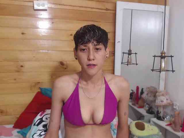 HottAlexxxa webcam