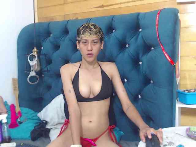 HottAlexxxa webcam