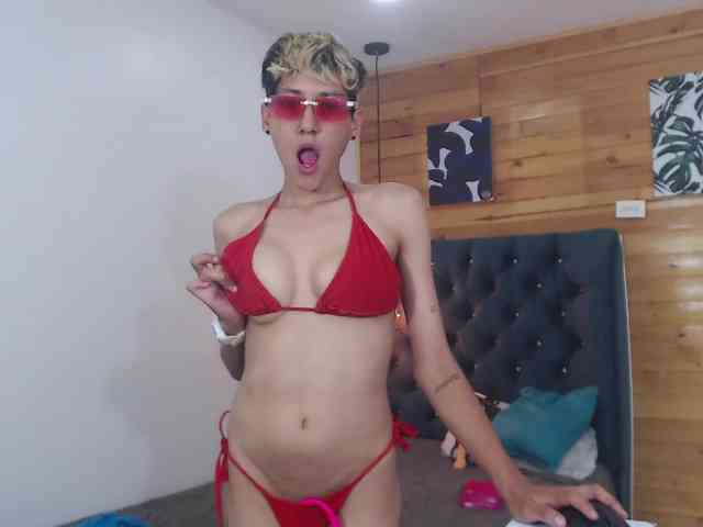 Modèle: HottAlexxxa