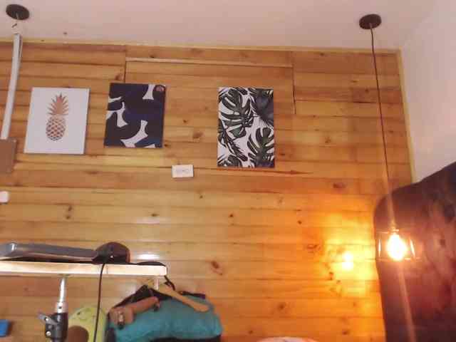 HottAlexxxa webcam