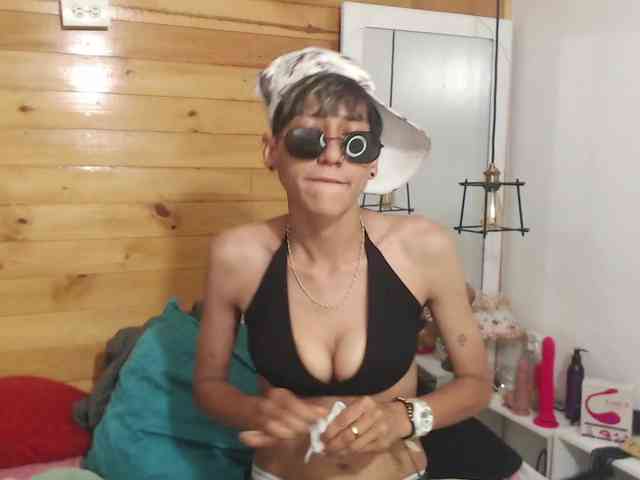 HottAlexxxa webcam