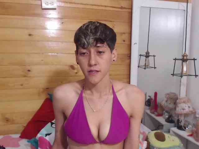 HottAlexxxa webcam
