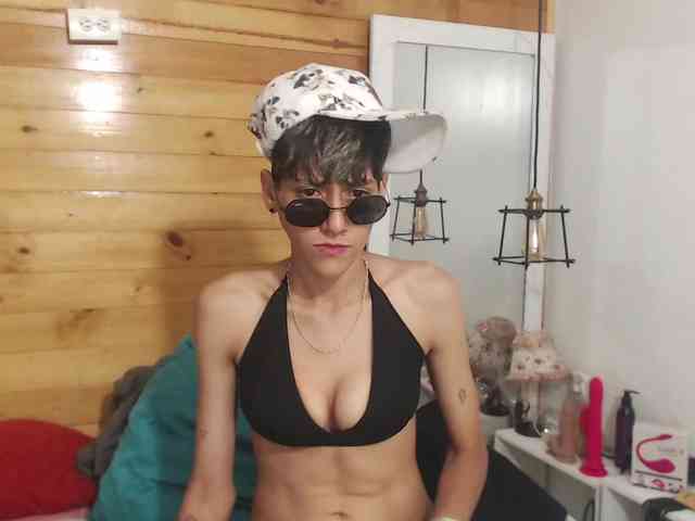 HottAlexxxa webcam