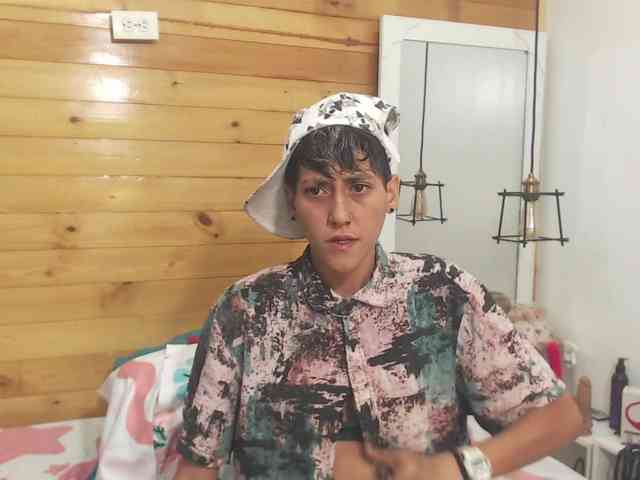 HottAlexxxa webcam