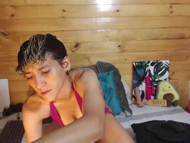 HottAlexxxa webcam
