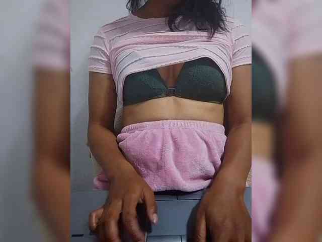 Modèle: Stellahsexylove