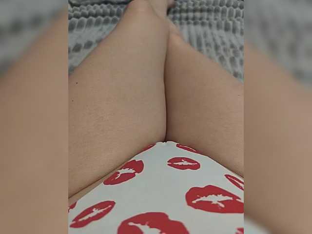 Kiskis-s's BongaCams show and profile