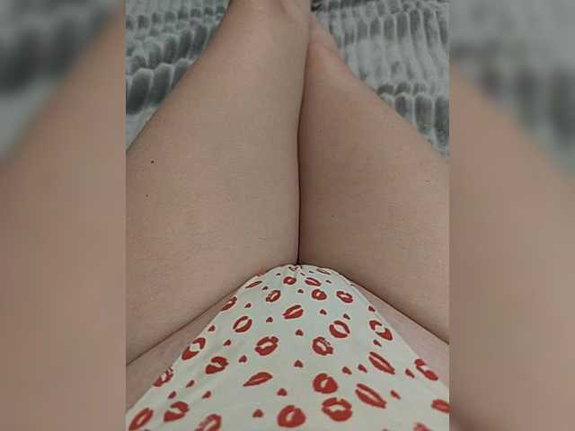 Kiskis-s's BongaCams show and profile