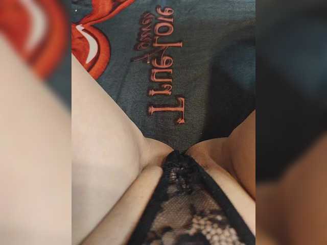 Kiskis-s live cam on BongaCams