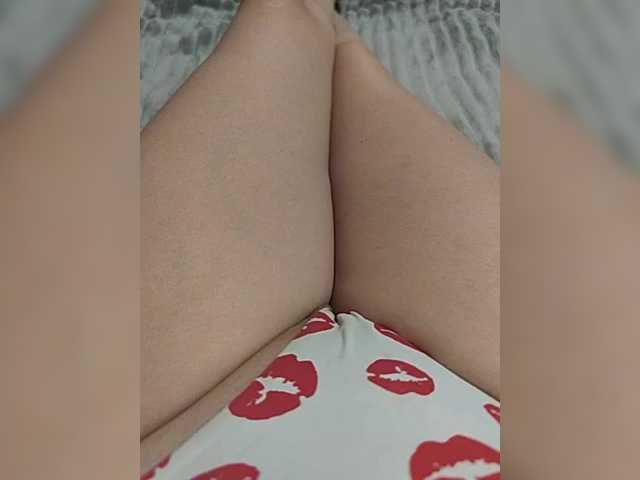 Kiskis-s's BongaCams show and profile