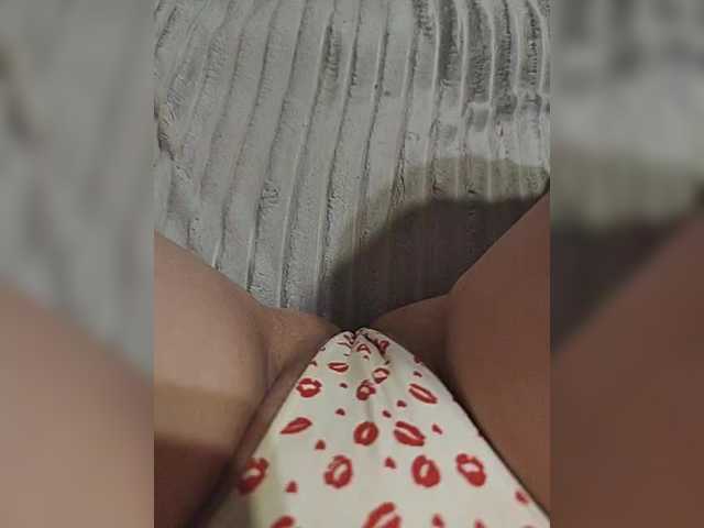 Kiskis-s's BongaCams show and profile