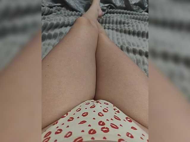 Kiskis-s's BongaCams show and profile