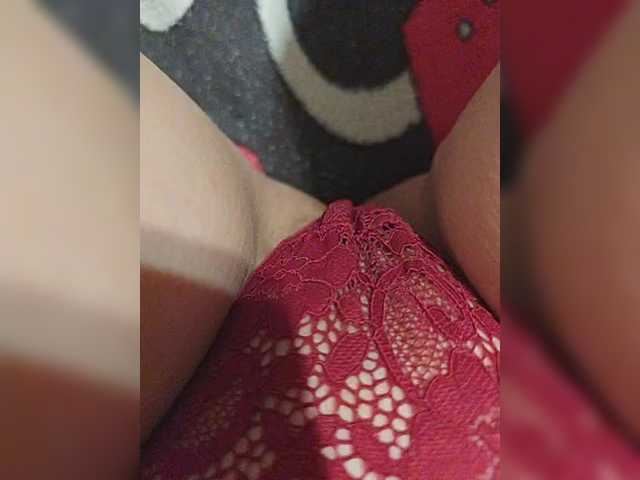 Kiskis-s live cam on BongaCams