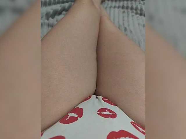 Kiskis-s's BongaCams show and profile