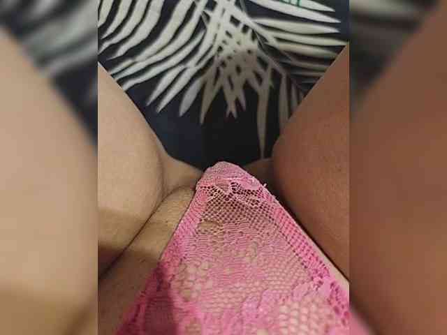 Kiskis-s Live Webcam on BongaCams