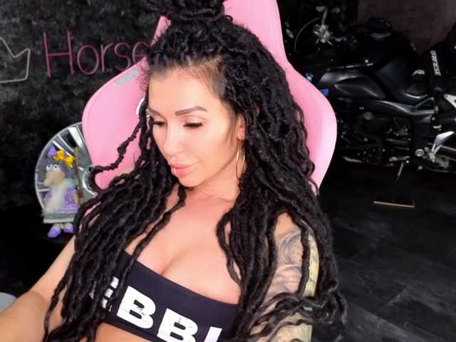 -BABAYAGA- live cam on BongaCams
