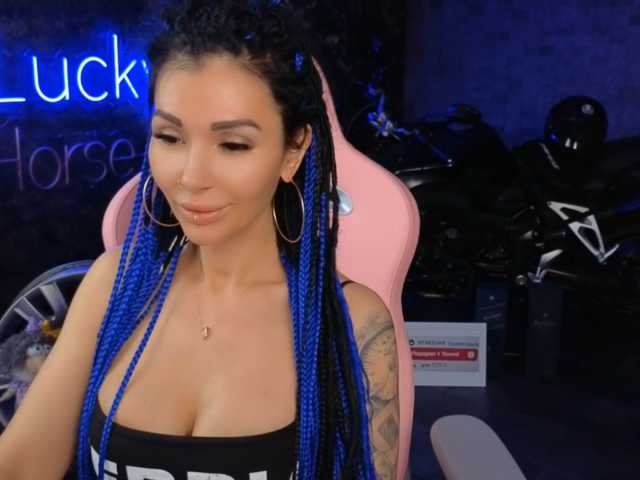 -BABAYAGA- live cam preview