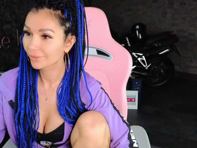 -BABAYAGA- live cam preview