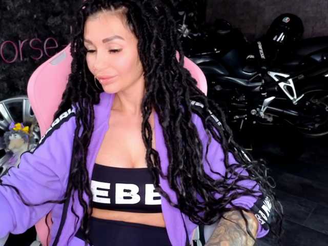 -BABAYAGA- live cam on BongaCams