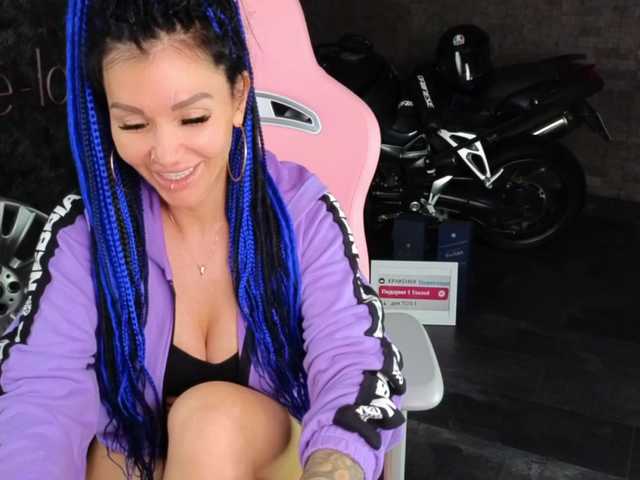 -BABAYAGA- live cam on BongaCams
