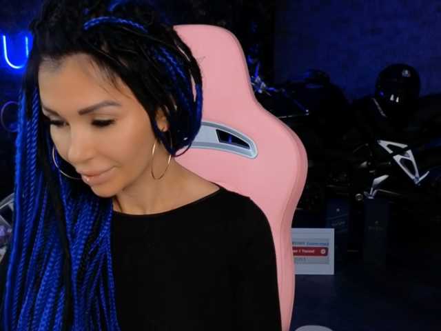 -BABAYAGA- live cam on BongaCams