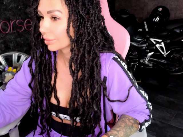 -BABAYAGA- live cam on BongaCams
