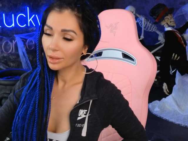 -BABAYAGA- live cam on BongaCams