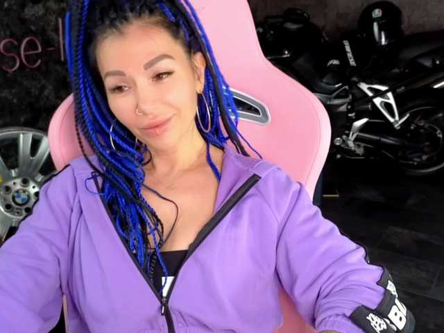 -BABAYAGA- live cam on BongaCams