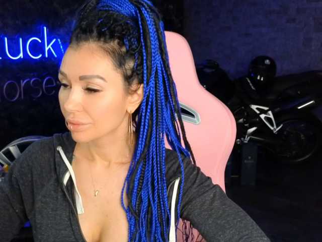 -BABAYAGA- live cam on BongaCams