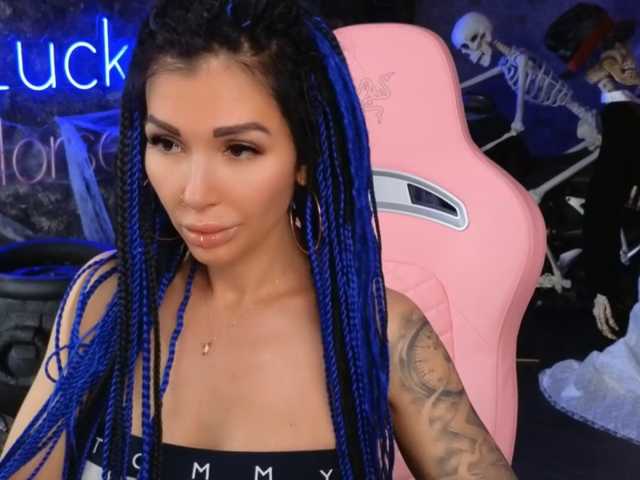 -BABAYAGA- live cam on BongaCams