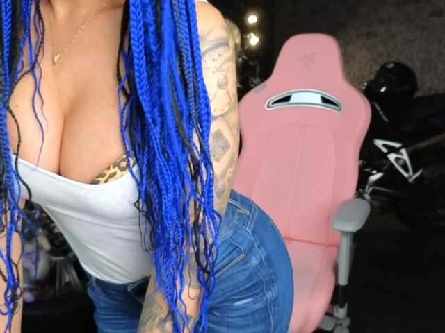 -BABAYAGA- live cam on BongaCams