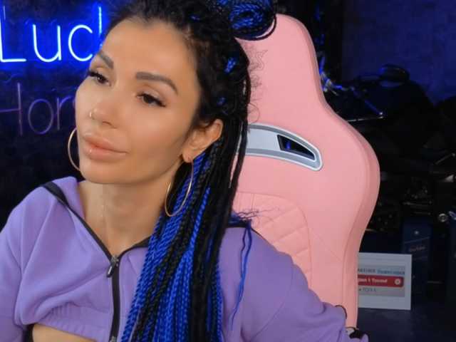-BABAYAGA- live cam on BongaCams