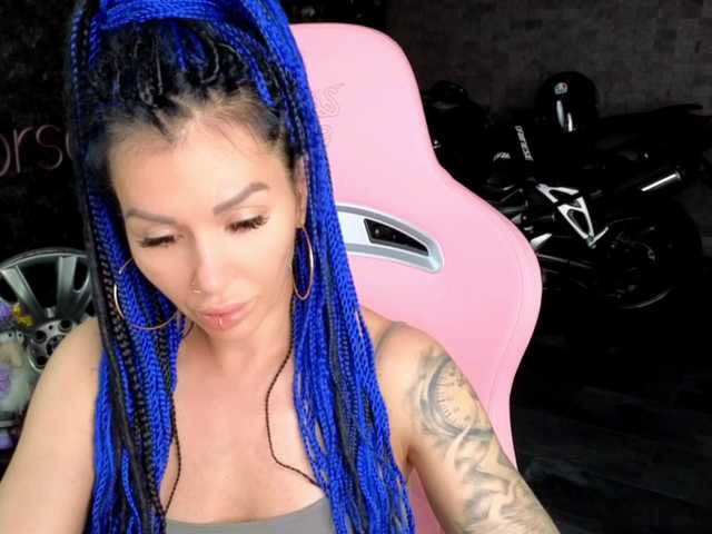 -BABAYAGA- live cam on BongaCams