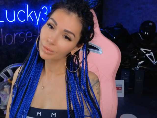 -BABAYAGA- live cam preview