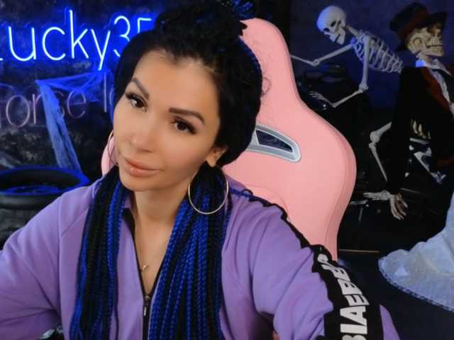 -BABAYAGA- live cam on BongaCams