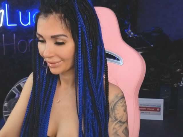 -BABAYAGA-, live now on BongaCams