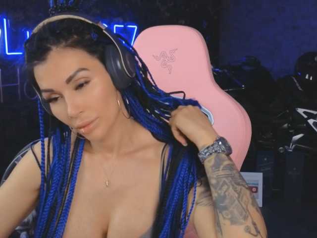 -BABAYAGA-, live now on BongaCams