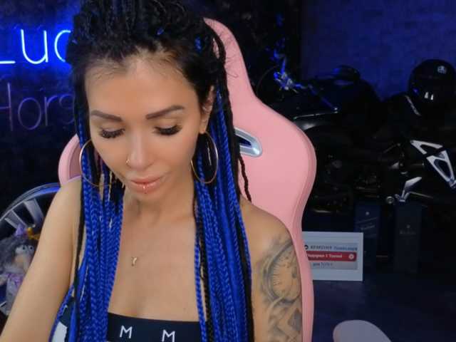-BABAYAGA- live cam preview