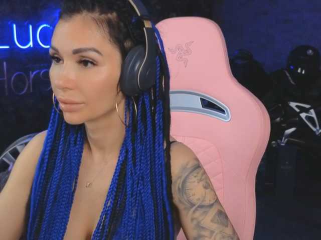 -BABAYAGA-, live now on BongaCams
