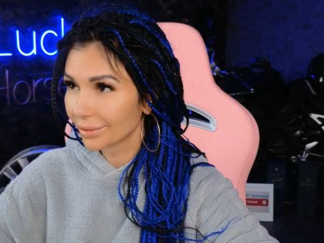-BABAYAGA- live cam on BongaCams