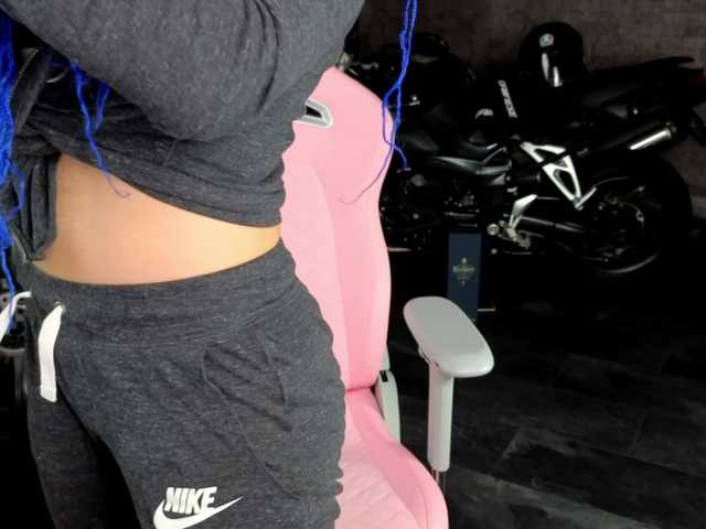 -BABAYAGA- live cam on BongaCams