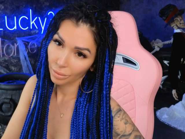-BABAYAGA- live cam on BongaCams