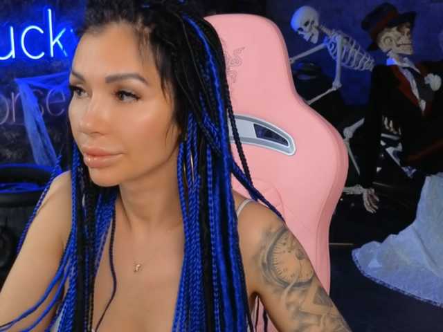 -BABAYAGA- live cam on BongaCams