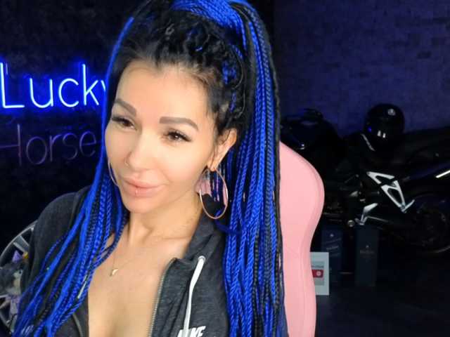 -BABAYAGA- live cam on BongaCams