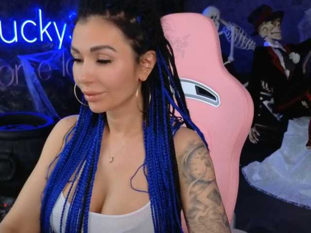 -BABAYAGA- live cam on BongaCams