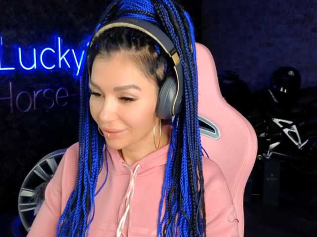 -BABAYAGA- live cam on BongaCams