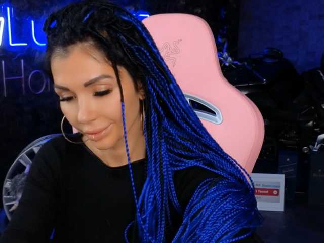 -BABAYAGA- live cam preview